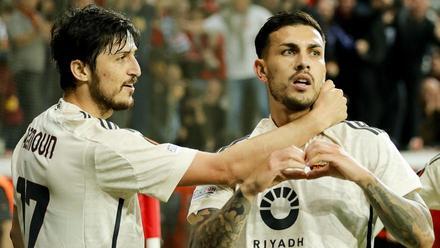 Bayer Leverkusen - Roma : El doblete de Paredes