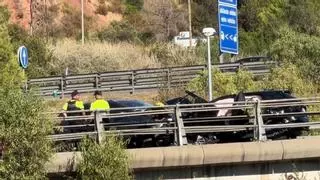 Un conductor 'kamikaze' que escapaba de los Mossos provoca un accidente con nueve heridos en la AP7 en el Papiol