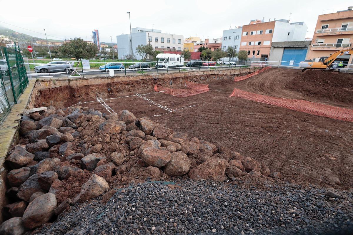 Colocación de la primera piedra del nuevo complejo residencial de Apanate