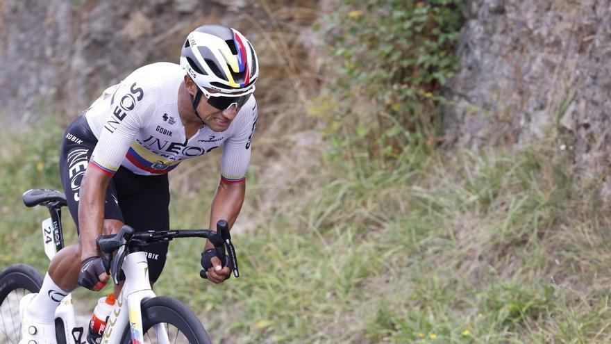 Jhonatan Narváez se lleva el esprint de Cosenza y Ciccone se viste de rosa