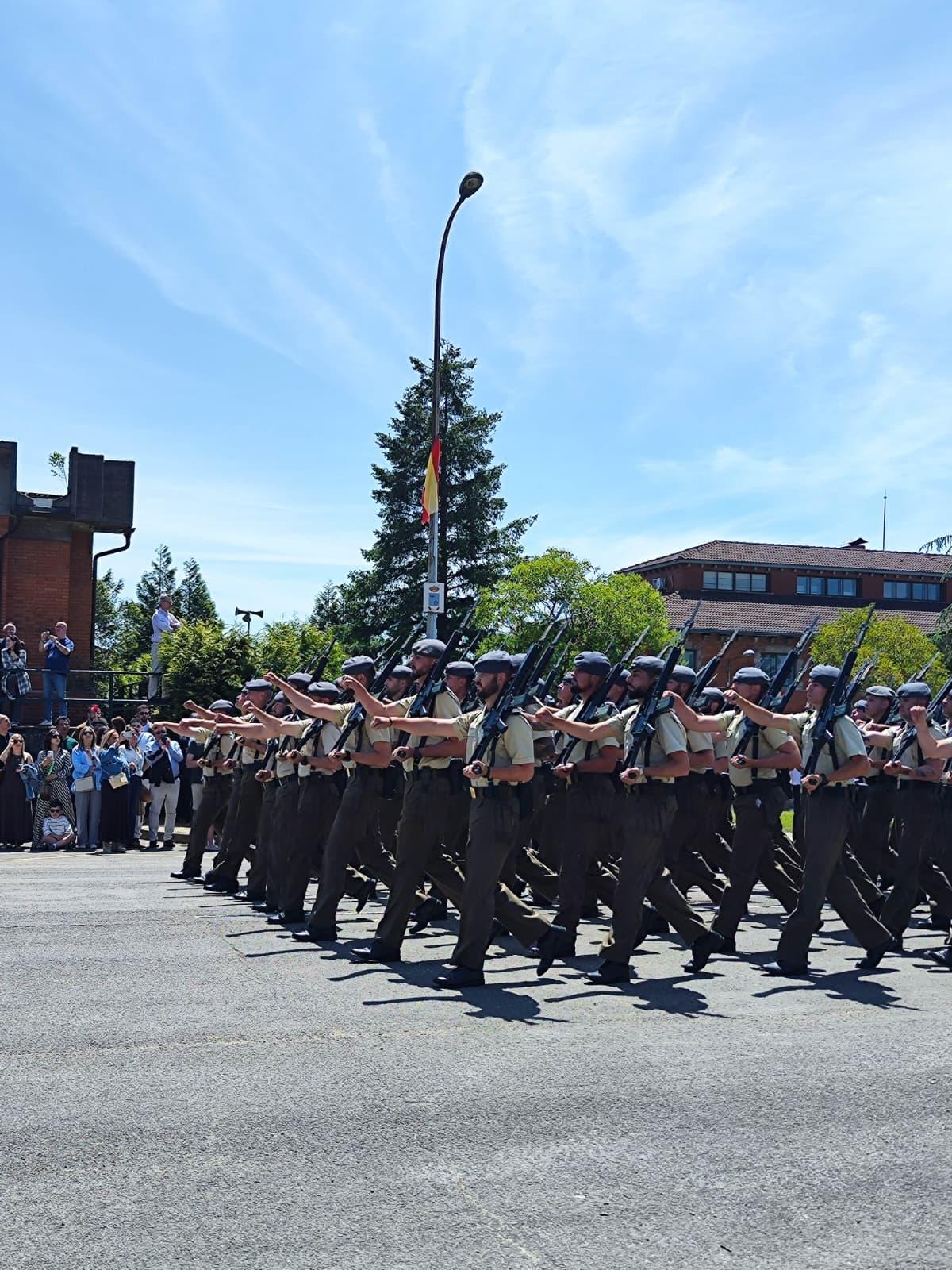 La Brilat conmemora su 60 aniversario con una parada militar en Cabo Noval