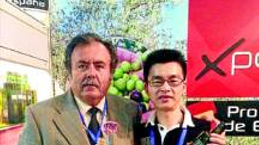 La cooperativa La Aurora prevé vender un millón de botellas de aceite en China