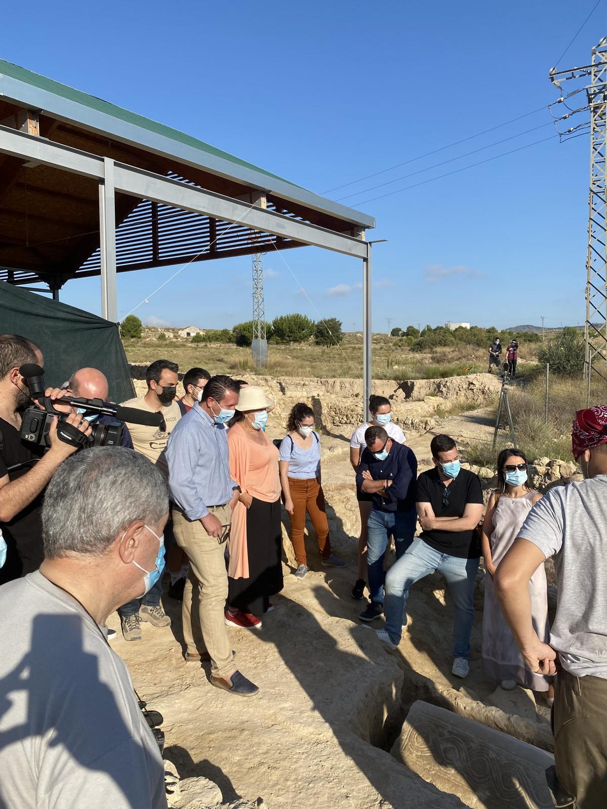 Expectación en Villaricos ante el hallazgo.