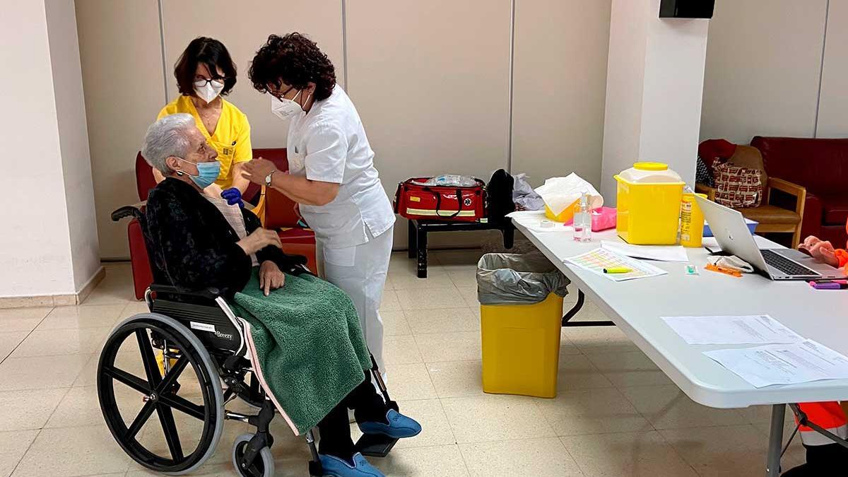 37.572 gallegos ya están inmunizados - Faro de Vigo