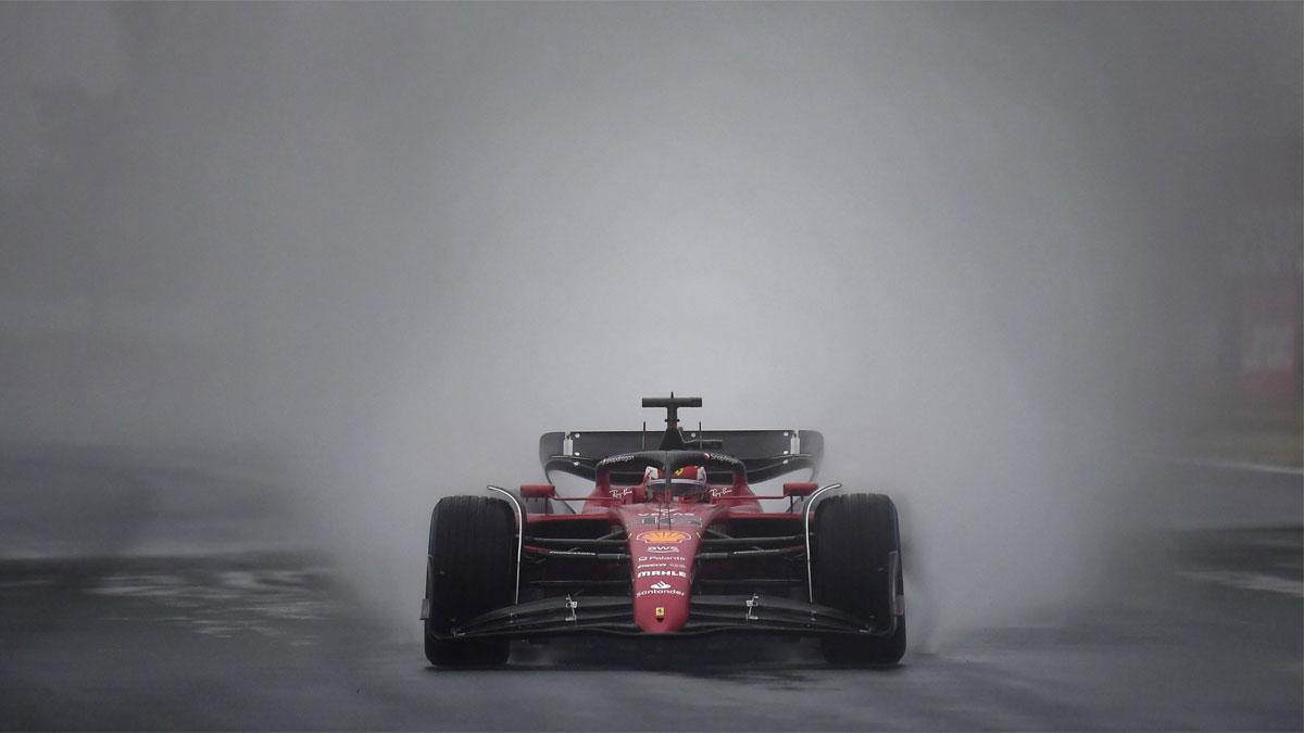 Leclerc, bajo la lluvia en los Libres 3 de Hungría