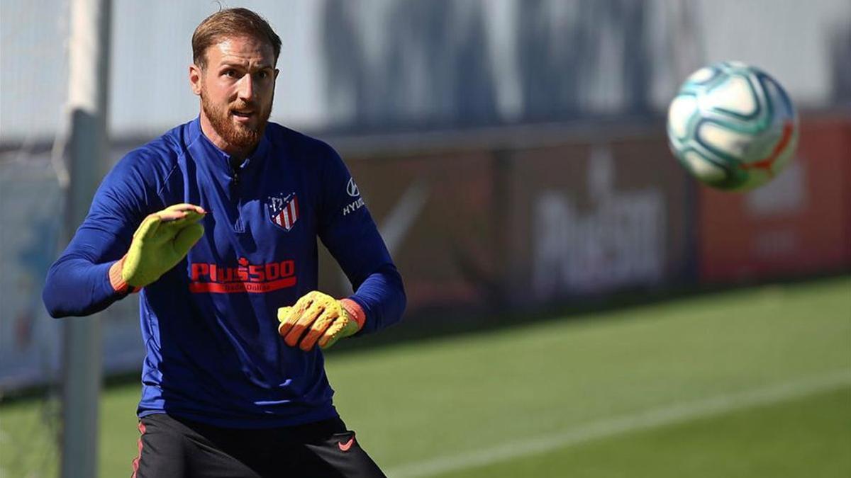 Simeone: "Es normal que quieran a Oblak"