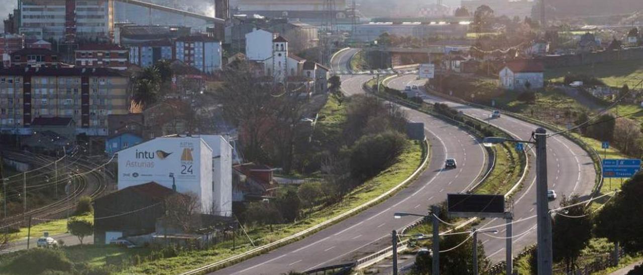 El ramal de la autopista &quot;Y&quot; que va hacia Avilés.