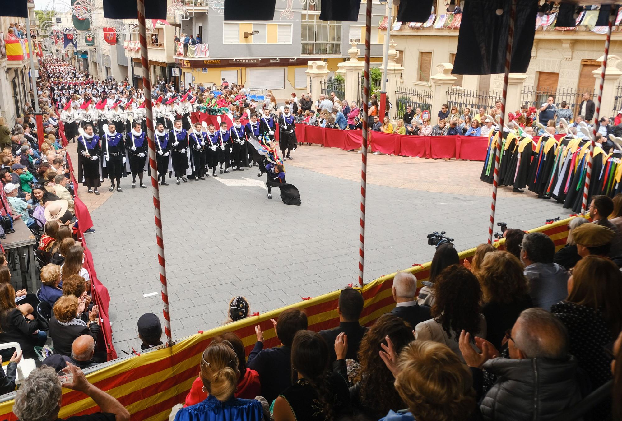 Así ha sido la Entrada Cristiana de las fiestas de Petrer