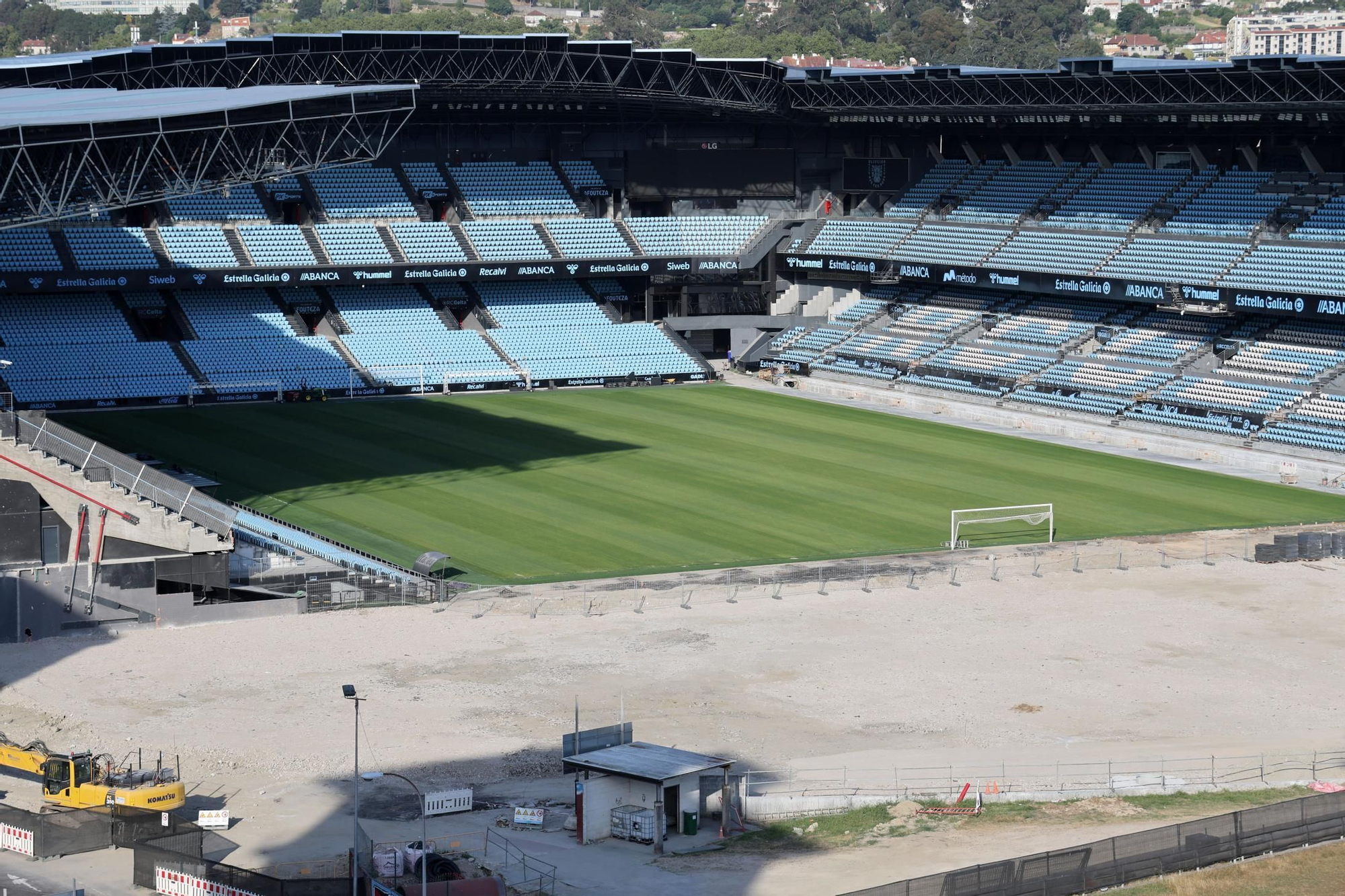 La nueva grada de Gol continúa creciendo