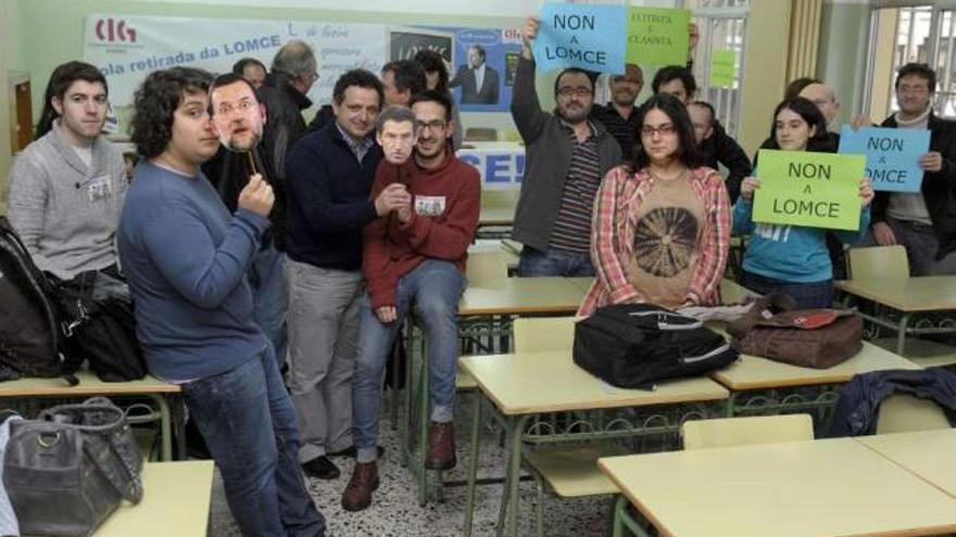 Padres, alumnos y docentes convocan un día de huelga contra la ley educativa