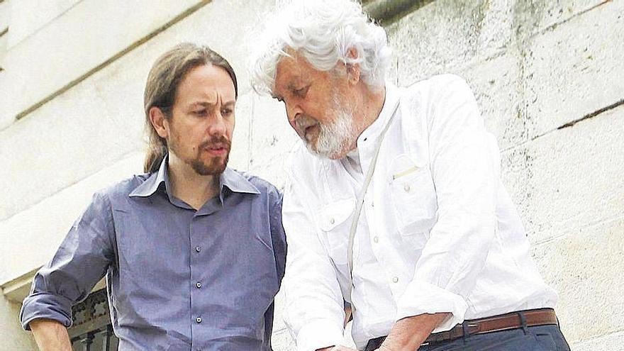 Pablo Iglesias, a la izquierda, y Xosé Manuel Beiras en 2015.