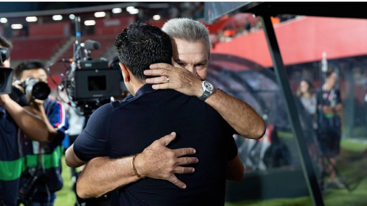 Javier Aguirre aseguró que nunca es buen momento para ir a sumar al campo del Barça