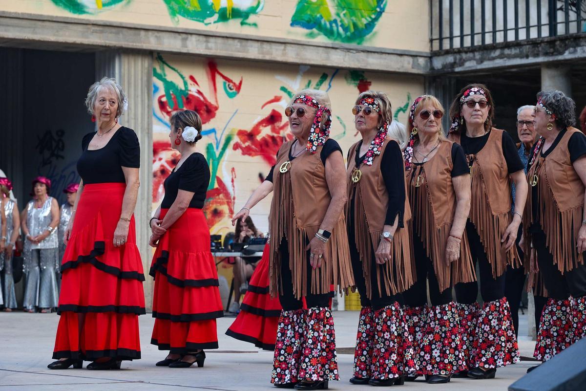 Imágenes del fin de curso de las Aulas Culturales de Personas Mayores en Alcoy Imágenes del fin de curso de las Aulas Culturales de Personas Mayores en Alcoy