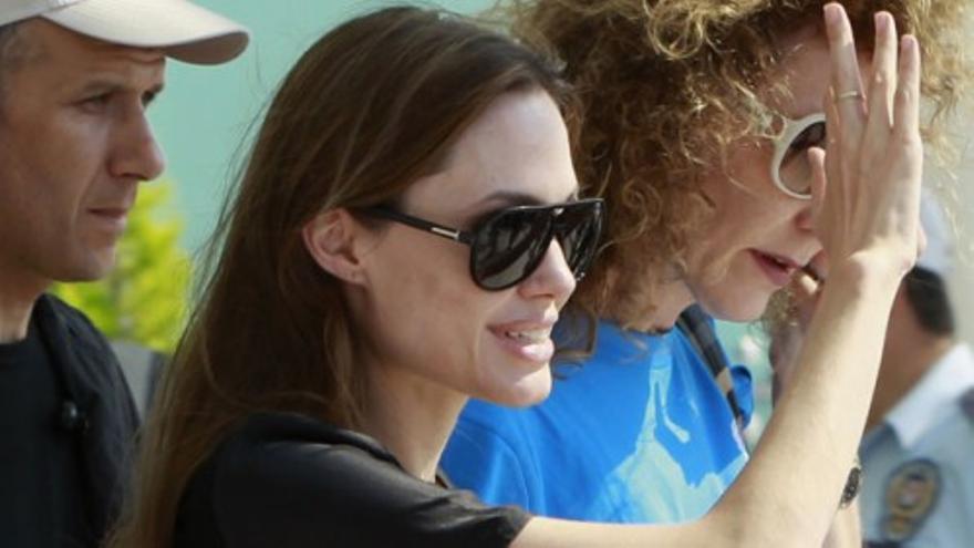 Angelina Jolie visita un campo de refugiados sirios