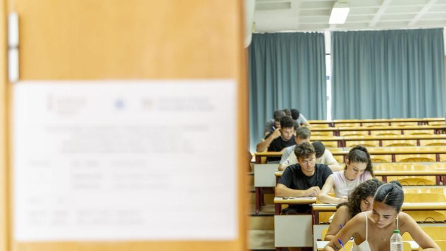 La PAU será este curso los días 2, 3 y 4 de junio y 30 de junio y 1 y 2 de julio