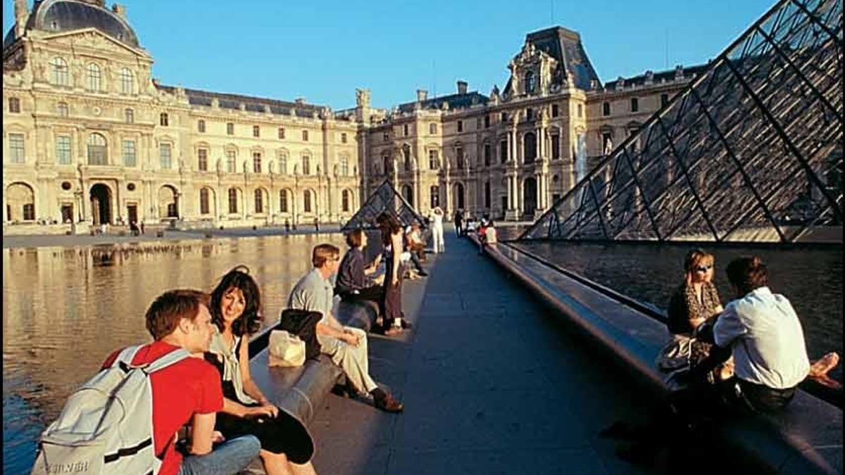 Música de cabaré en la luminosa París