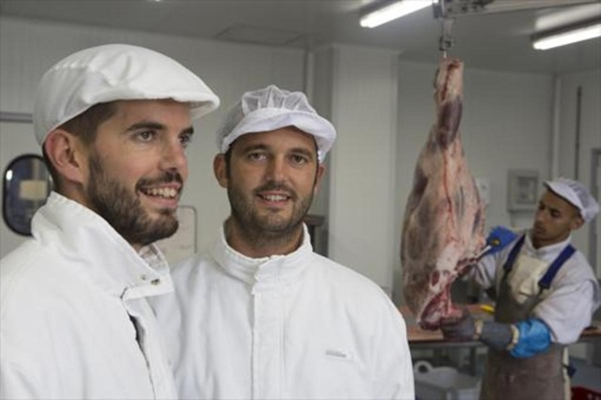 Obrador de Pirinat 8 Enric i Raimon Camprubí, amb els seus productes. Obrador de Pirinat 8 Enric i Raimon Camprubí, amb els seus productes.