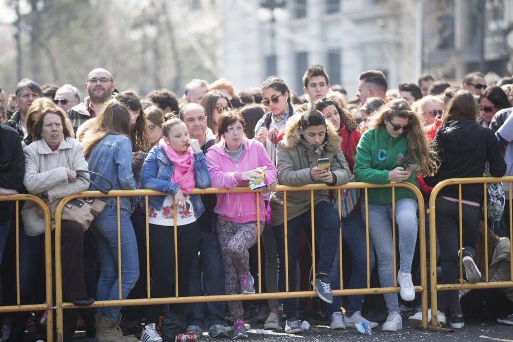 Búscate en la mascletà del 15 de marzo