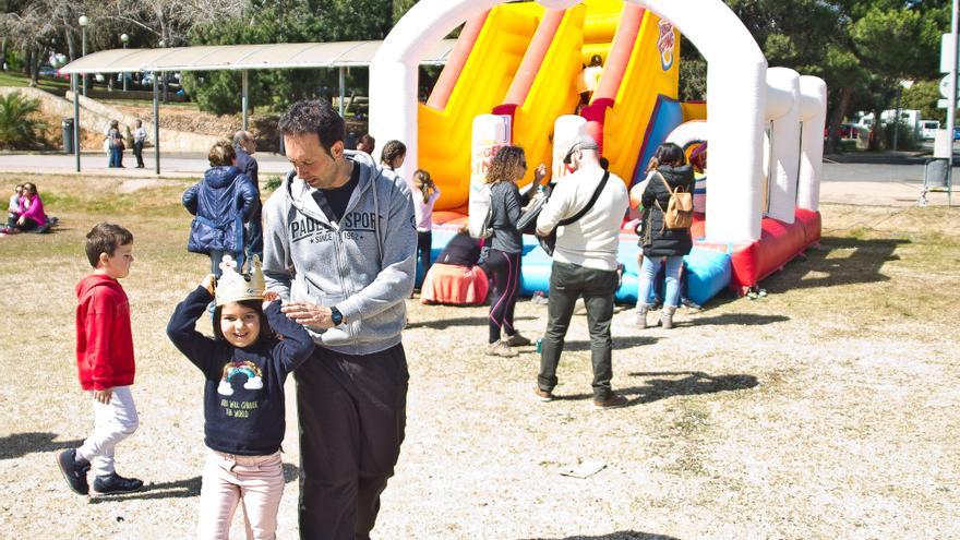 Marcha para un centro de Divertea en Cáceres