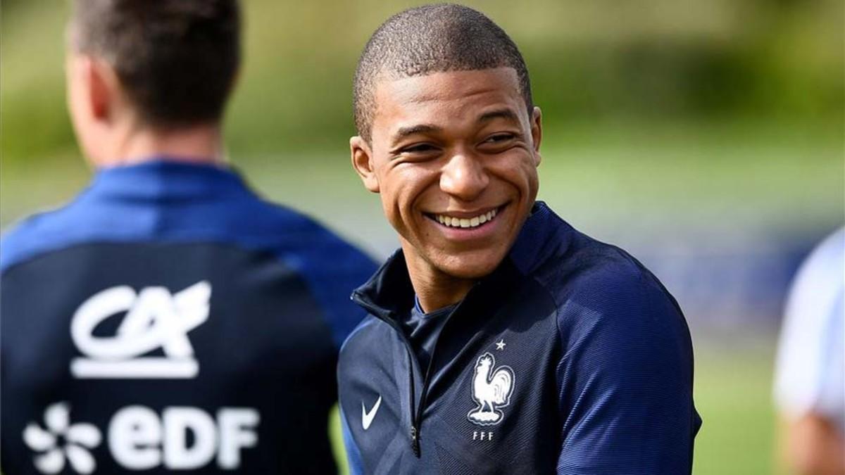 Mbappé está concentrado estos días con la selección francesa