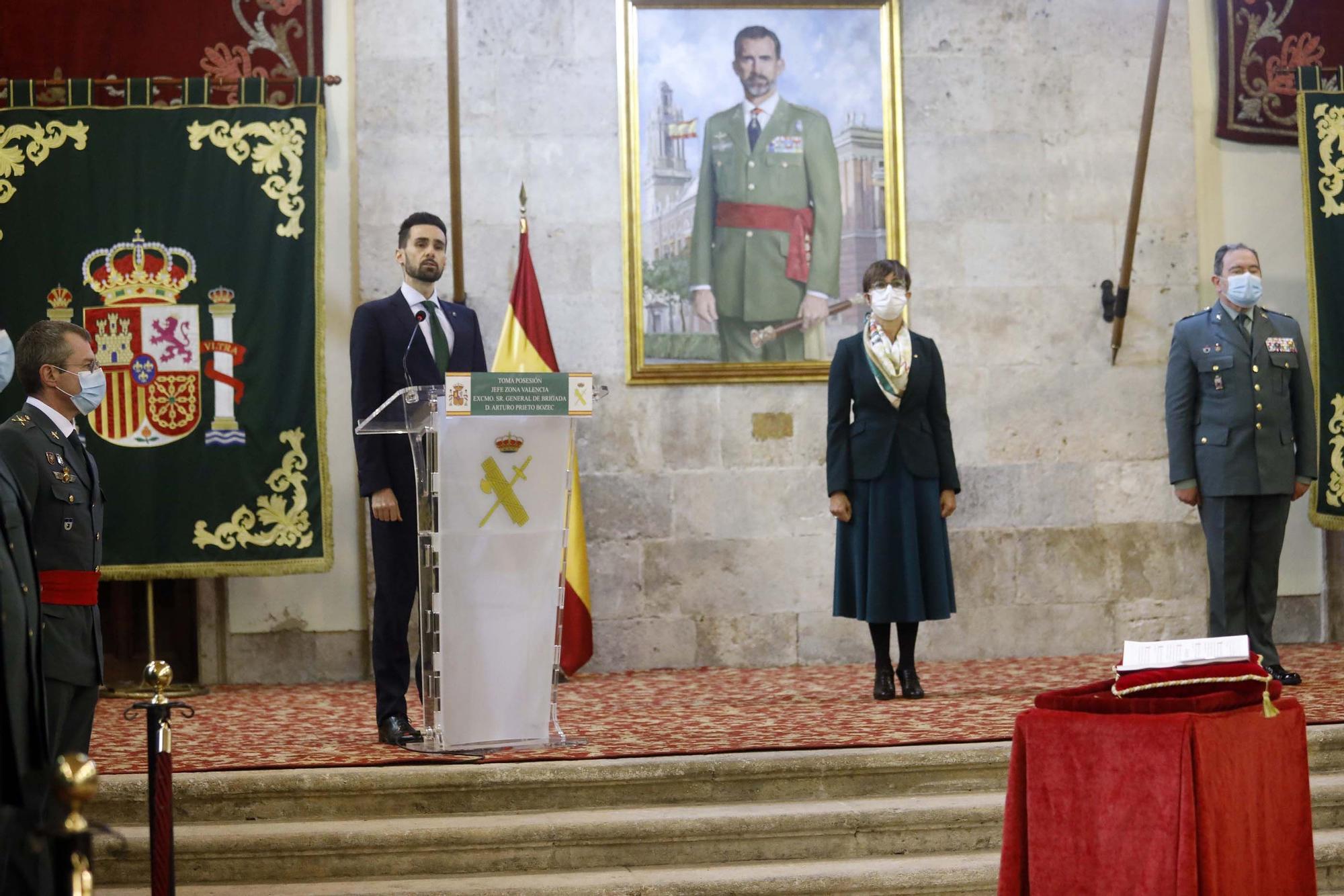 Toma posesión del nuevo General de la Guardia Civil Arturo Prieto