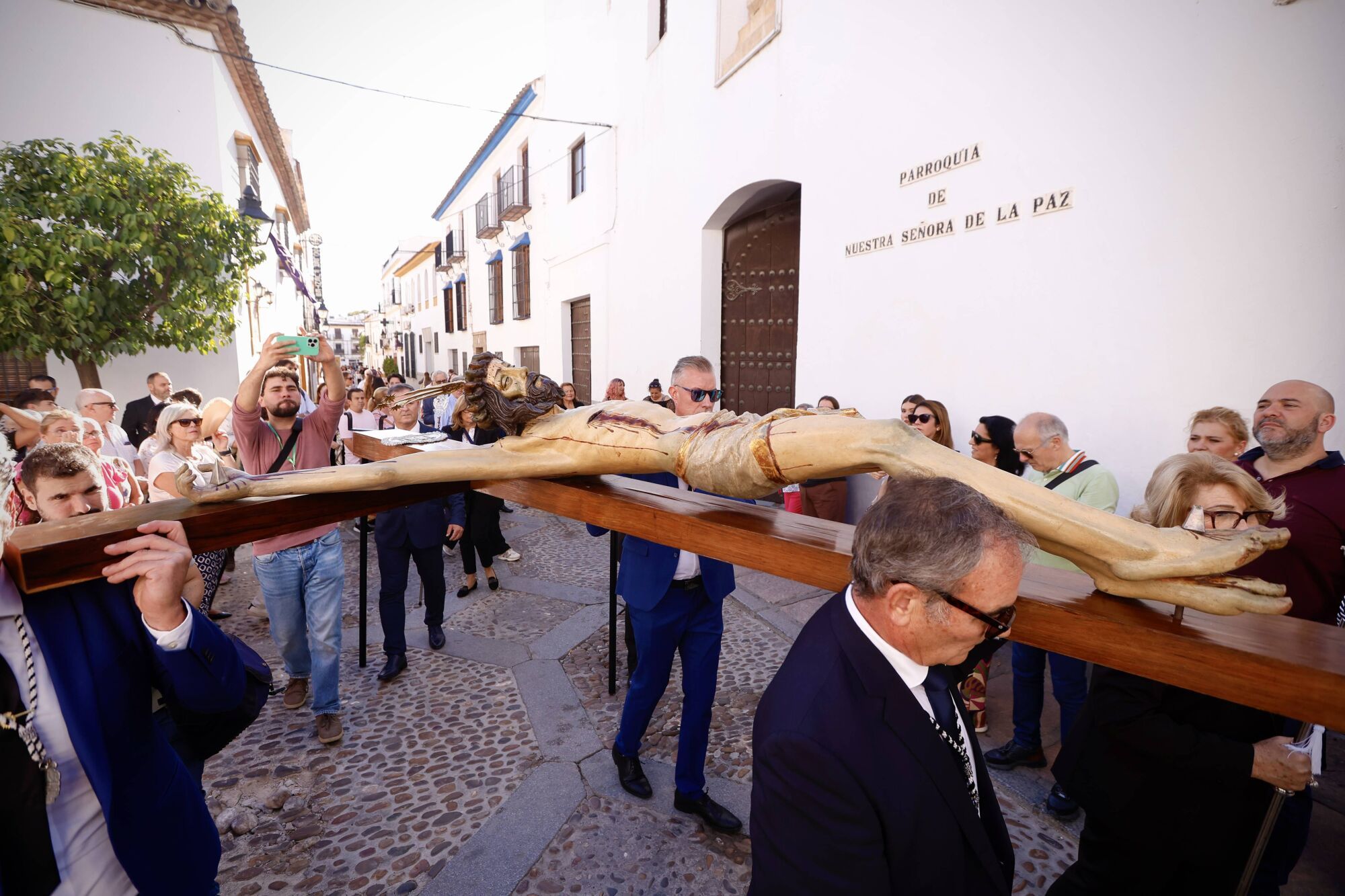 Bulla en las calles la tarde del Magno Vía Crucis