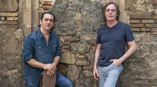 Jackson Browne y Raúl Rodríguez, cantar contra los muros