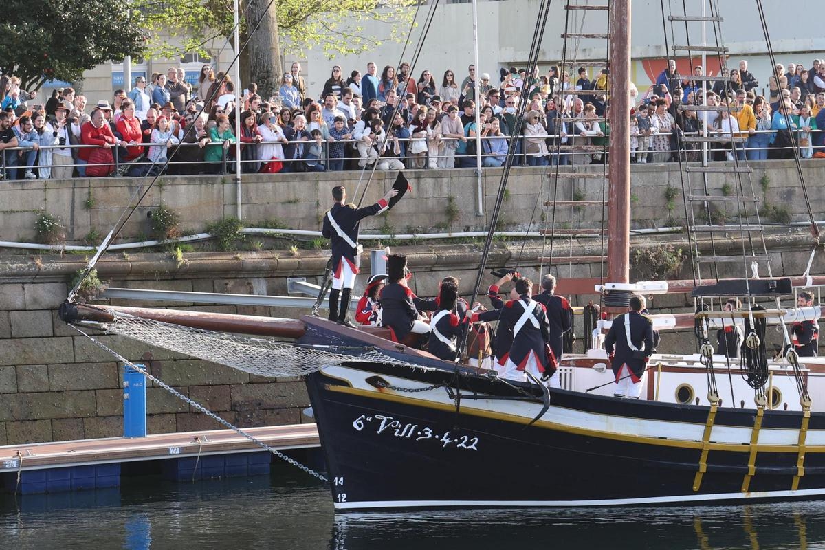 Los vigueses festejan su domingo más disfrutón: Reconquista, sol y mucho choripán