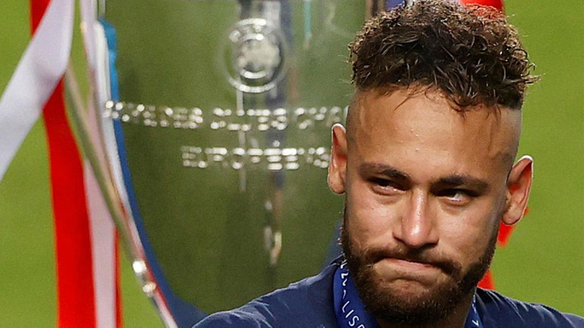 Neymar, inconsolable al terminar el partido: el brasileño se rompió con el final