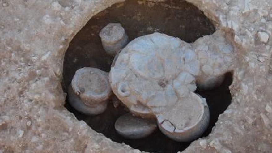 Troben a Vilanera 14 urnes de la primera edat del ferro amb el mort cremat a dintre