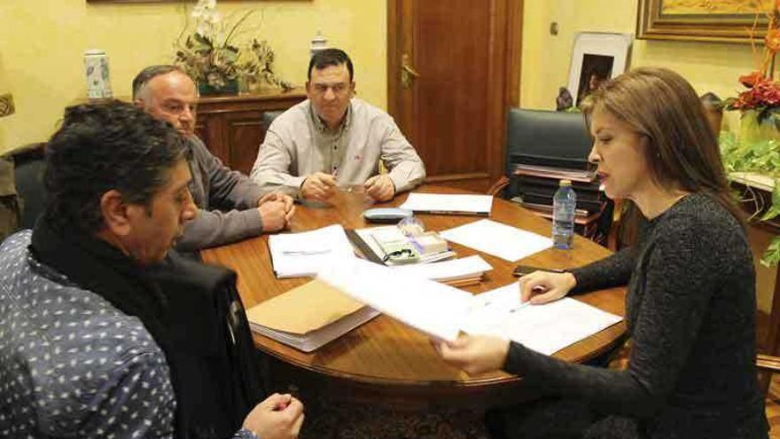 Representantes de la Alianza en la reunión de ayer con San Damián.