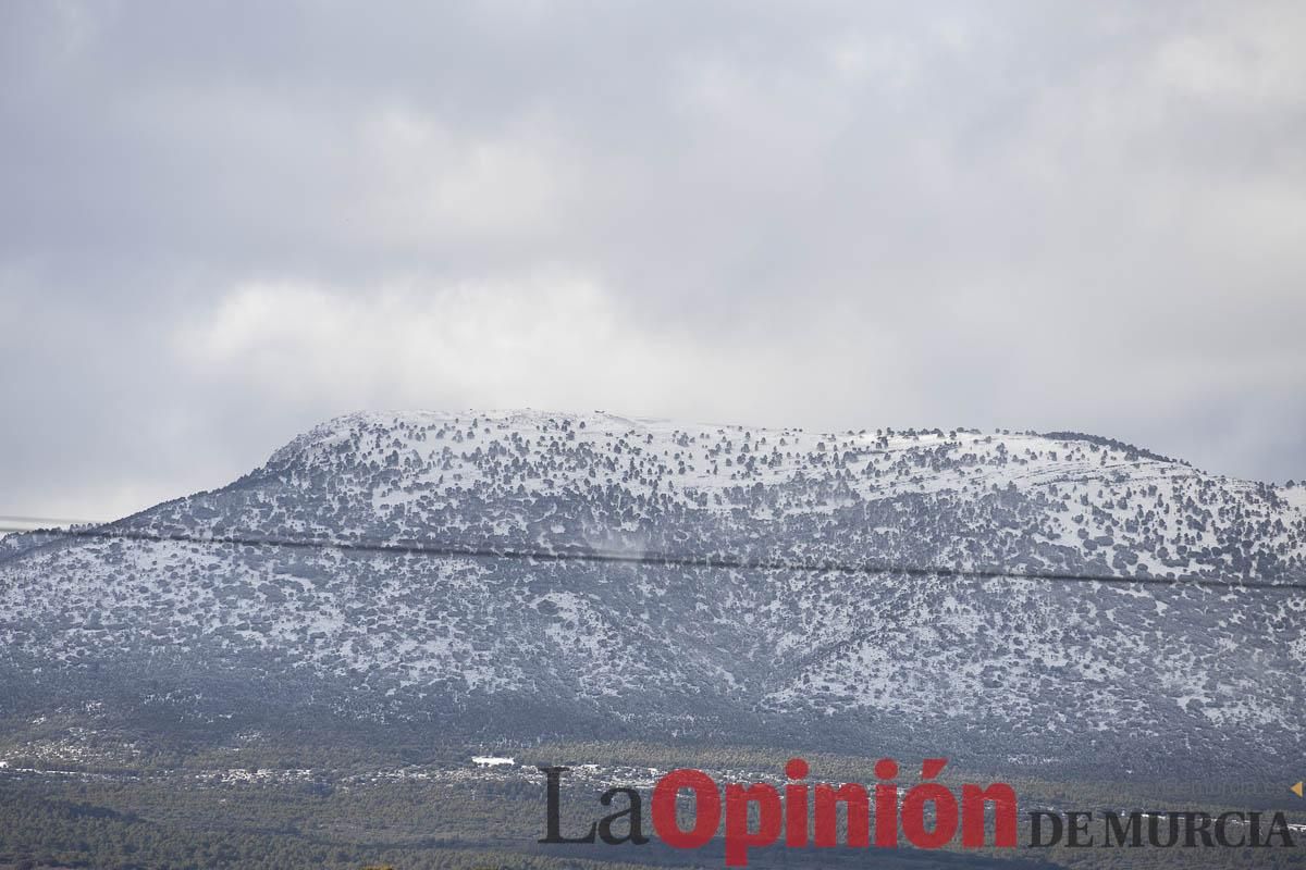 La borrasca Herminia tiñe de blanco la cima de la Región de Murcia
