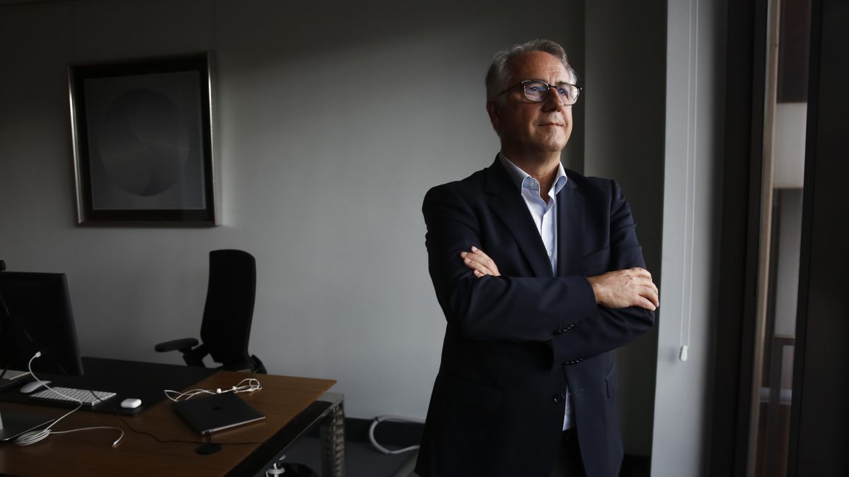 Vicente Sala, en su despacho al término de esta entrevista.