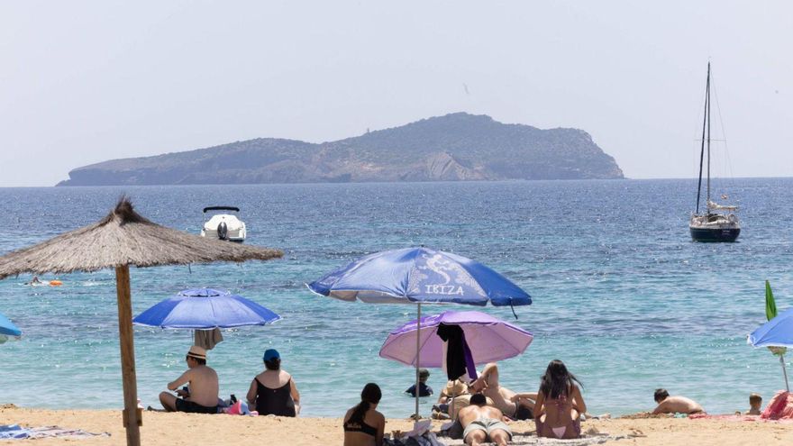 Menos turismo familiar en Ibiza por los precios: &quot;Viene menos días o cambia de destino&quot;