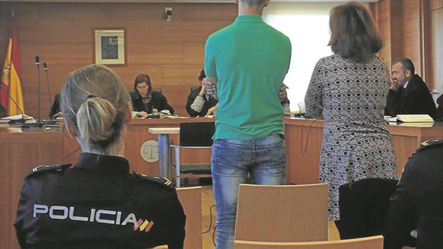 Acepta 9 años de cárcel por abuso y extorsión a una menor en Vila-real
