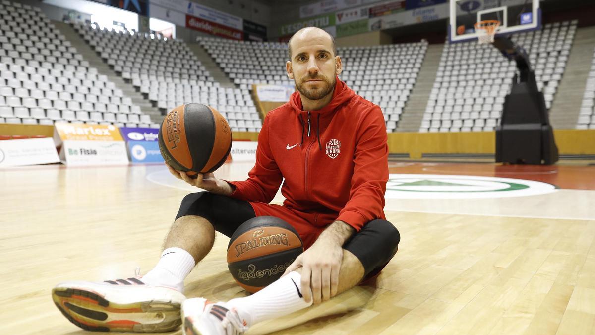 Quino Colom Announces Withdrawal from Virtual Assistant Role to Focus on Content Writing