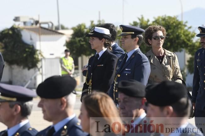 Homenaje al primer salto paracaidista militar en la Base Aérea de Alcantarilla