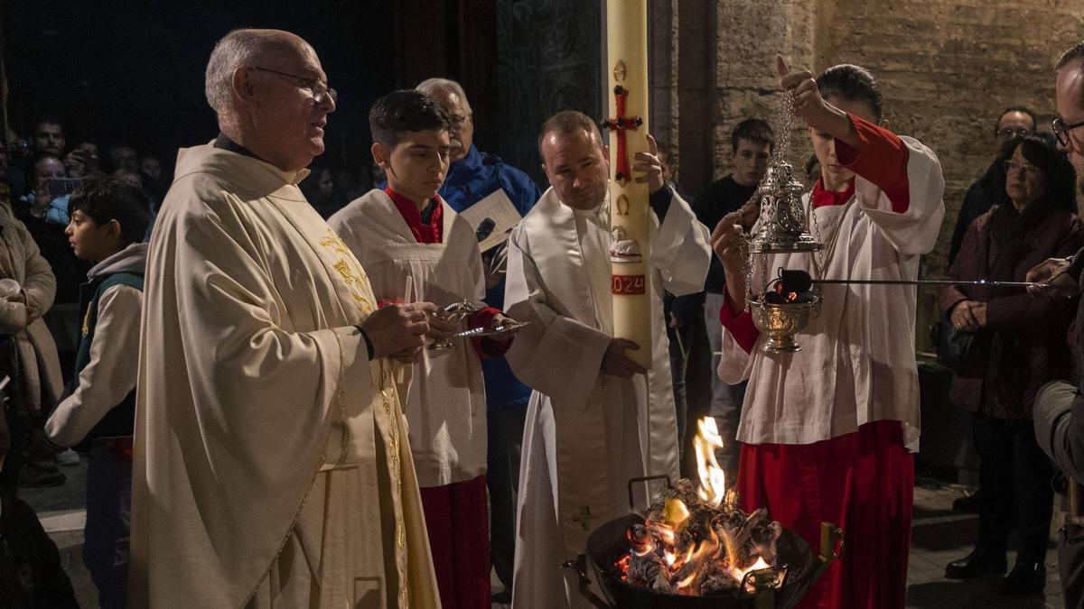 La Bendición del Fuego, el acto previo a la Resurrección en la Semana Santa Marinera