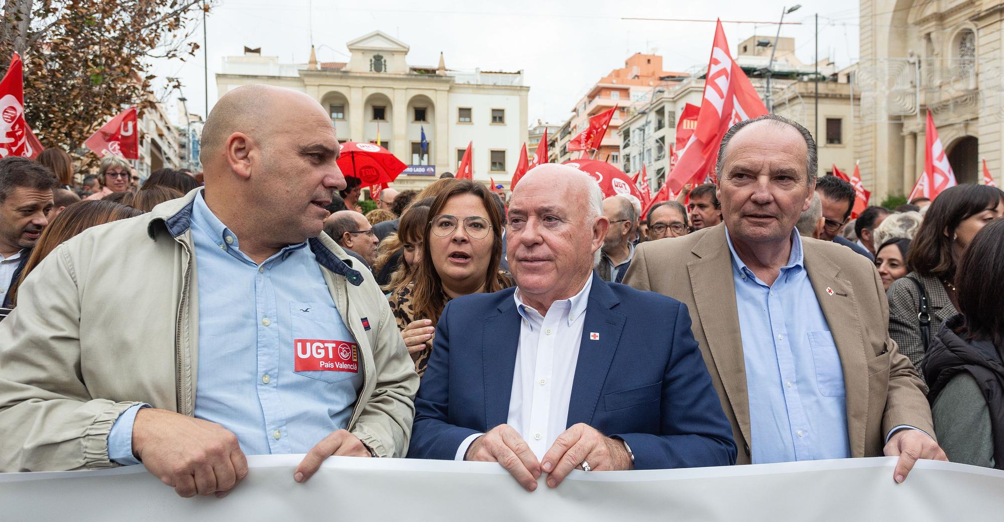 Concentración para reclamar una financiación justa para la provincia de Alicante