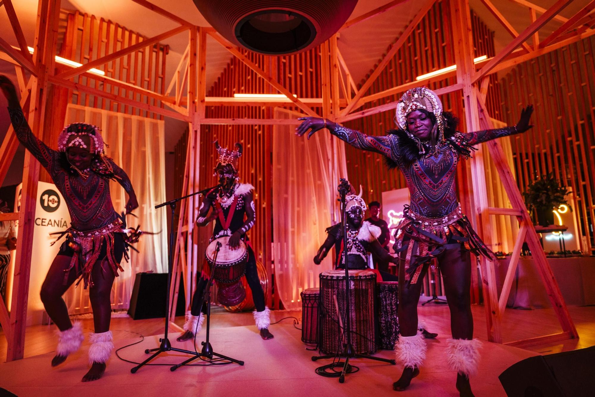 La danza africana puso el broche al día