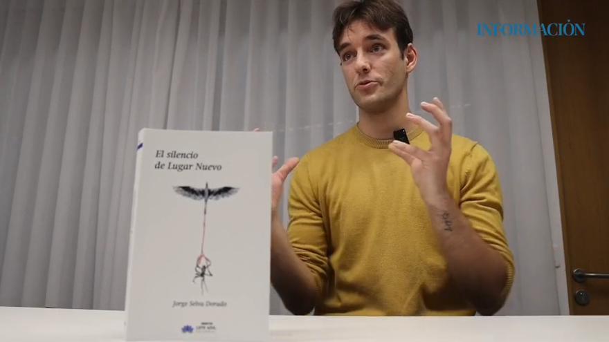 El alicantino Jorge Selva Dorado publica su novela "El silencio de Lugar Nuevo"