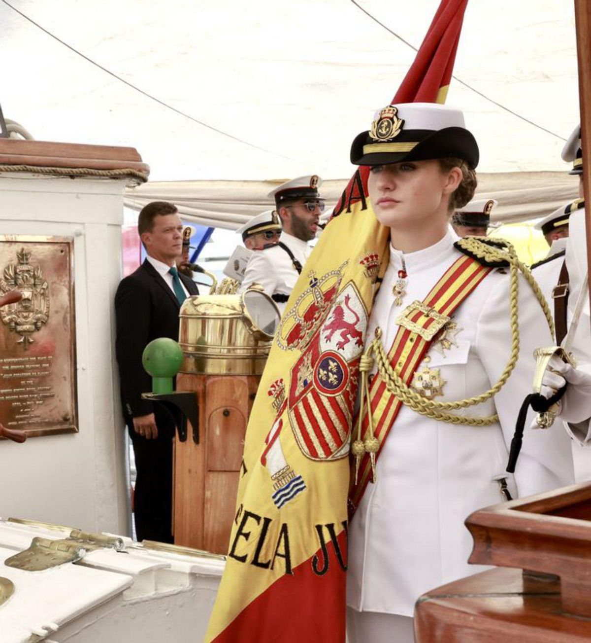 La Princesa, de abanderada en la jura civil.