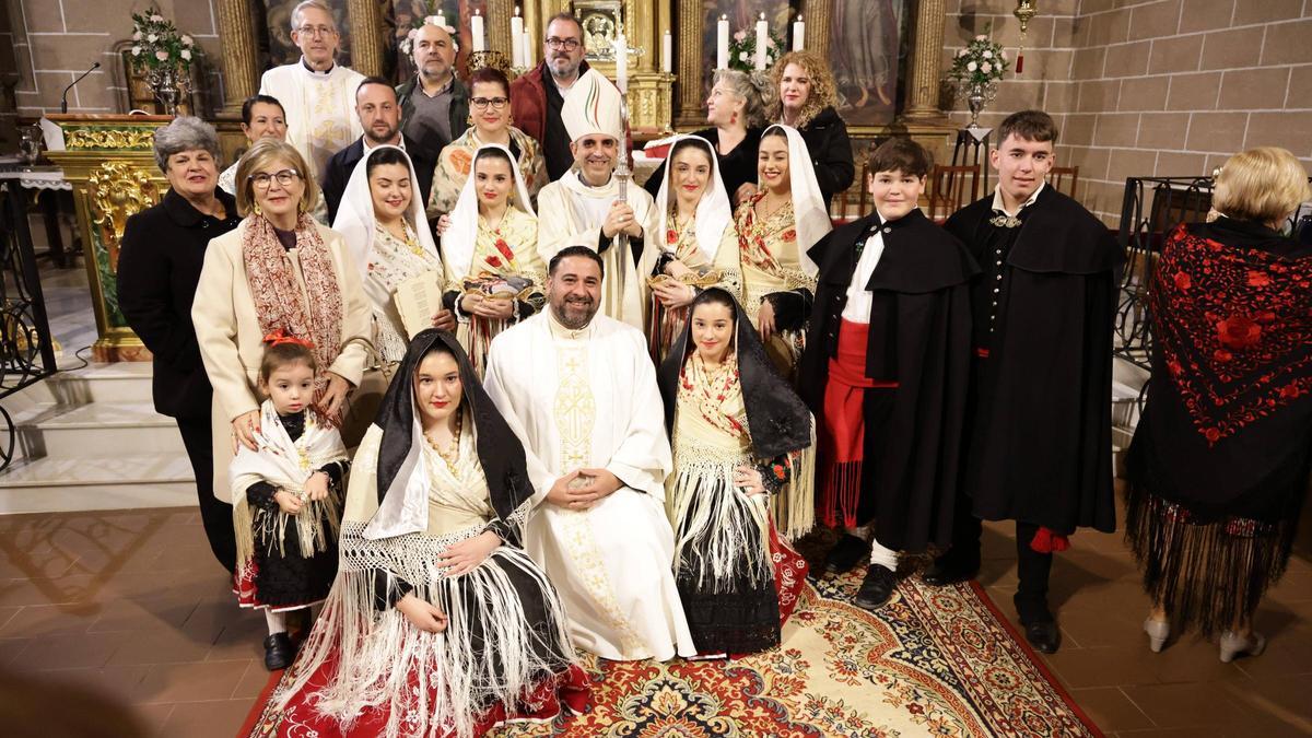 Monroy honra a Las Purificás