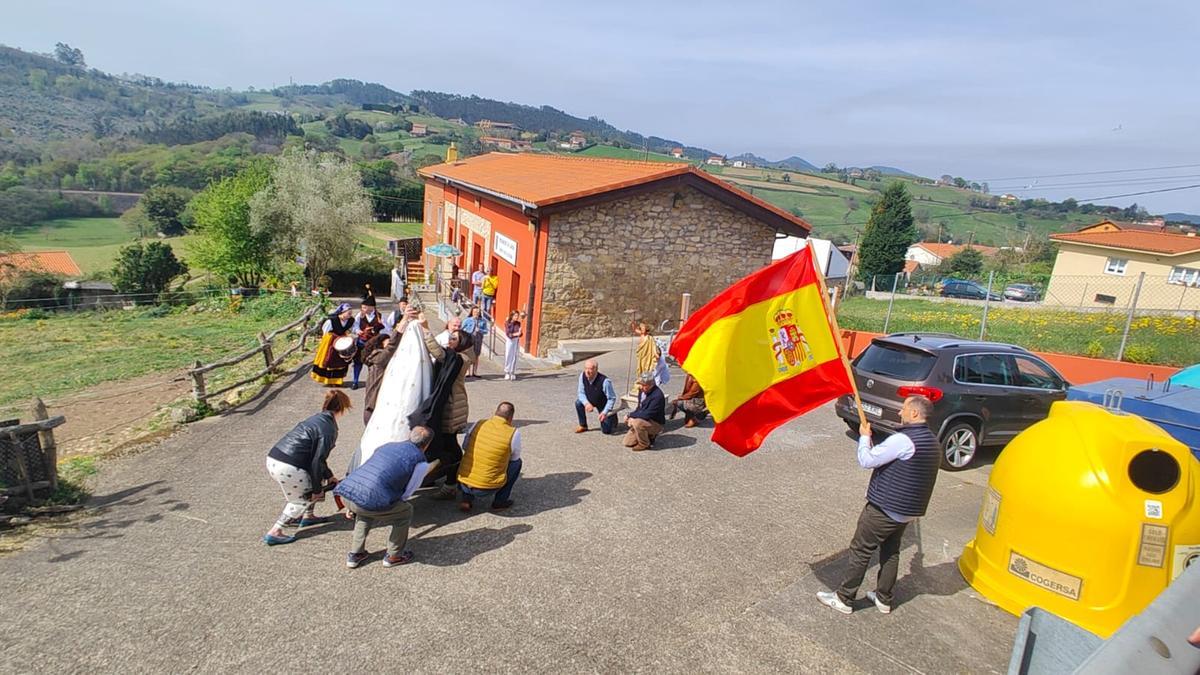 La procesión de Villardeveyo