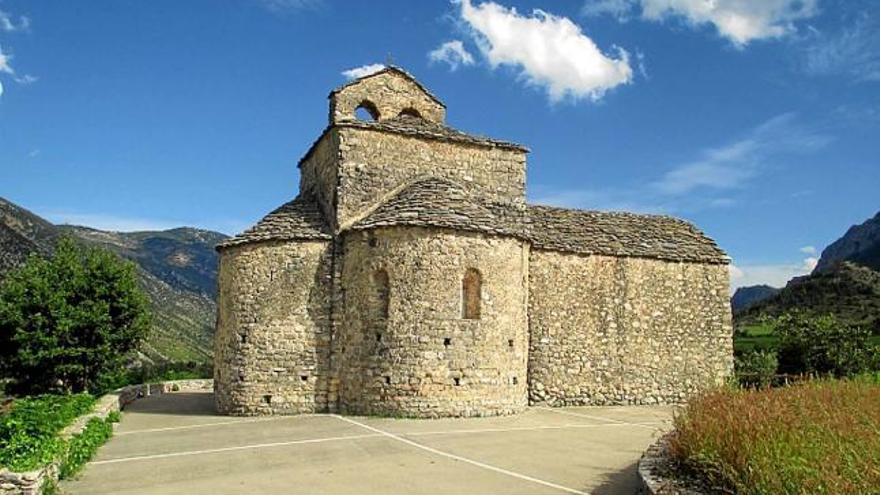 L&#039;església romànica de Sant Serni, del segle XI, a la vall de Caboet