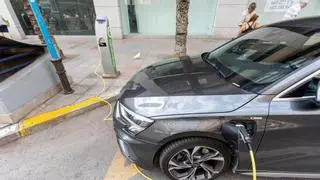 Tres de cada cuatro coches que se venden en Alicante ya son ecológicos