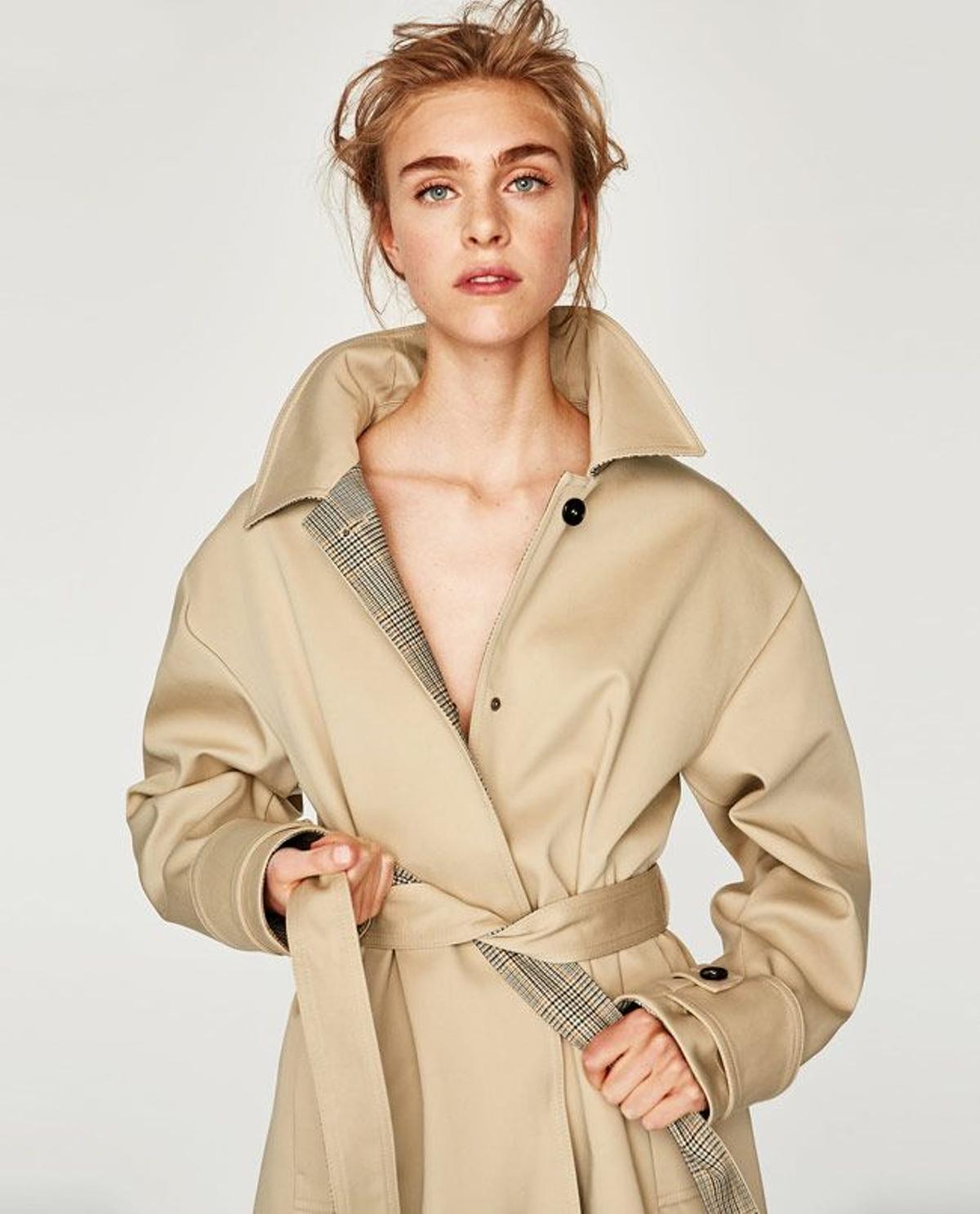 Últimas rebajas: trench de Zara