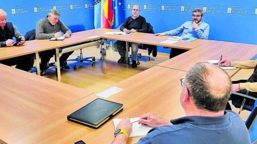 Reunión mantenida el 8 de marzo entre la Consellería, Amegrove, Socomgal y Opmega; las organizaciones que ahora se alejan de esa mesa.