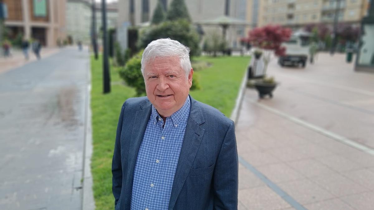 El dominico langreano Roberto Fernández Iglesias en una reciente visita a Oviedo.