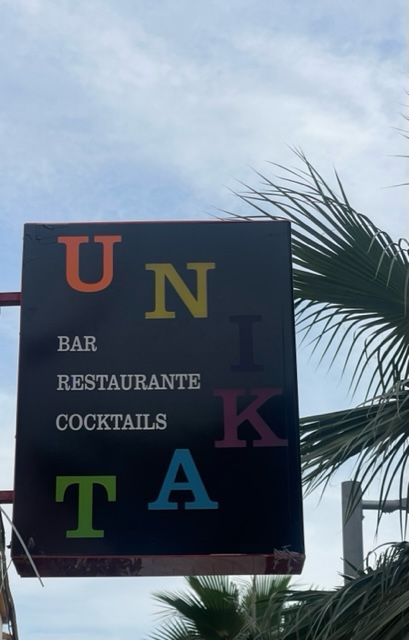 So sieht es in der ehemaligen Faneteria in Cala Millor, jetzt Bar Unikat, aus